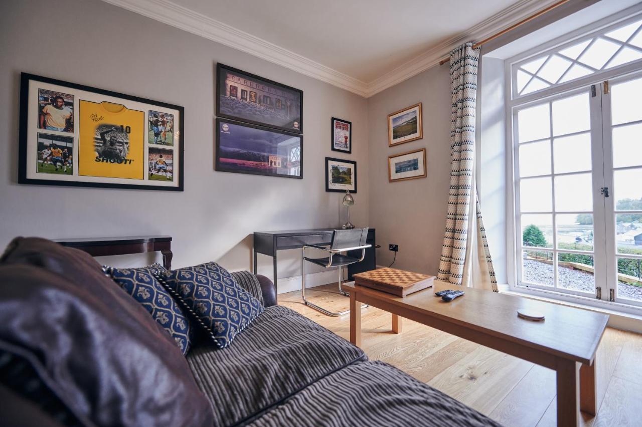Fernhill House- Beautiful Period Property With 5 Bedrooms And Lovely Views 拉恩 外观 照片